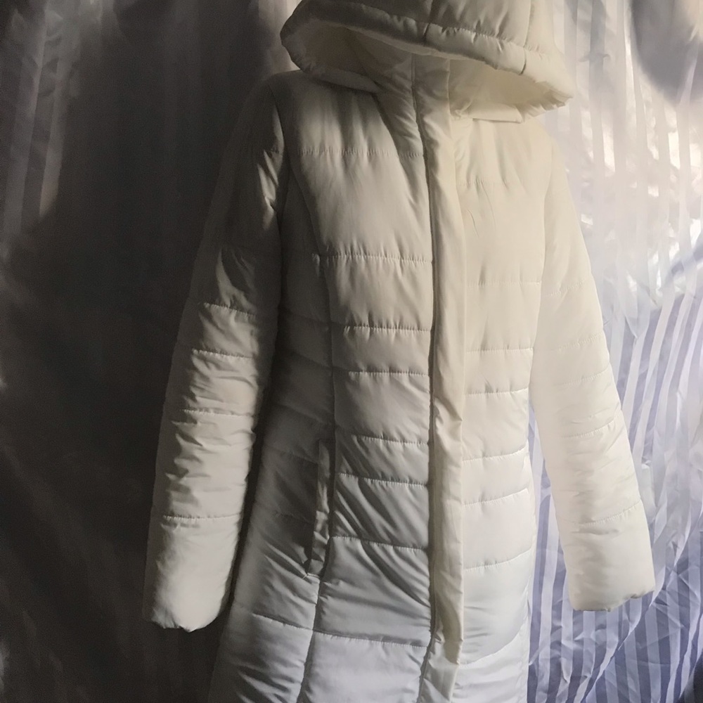 White, Knee Length Puffer Coat. Only Worn Once.